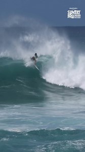 45seconds of raw Sunset power😮‍💨 @lukeswanson_ @finn_mcgill @tigerabubo The 2025 HTA Sunset Pro is back November 19-26, check out more at worldsurfleague.com | @hawaiihta 🎥: @chlala_shoots | WSL Qualifying Series