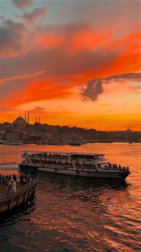 The Most Beautiful Sunset in the World? | Istanbul, Turkey 🇹🇷 #istanbul #travel #sunset #turkey