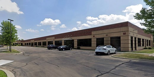 Fingerhut owner to close Eden Prairie HQ, lay off over 100 workers