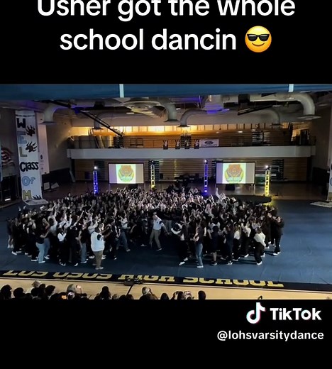 High School Musical Dance Performance at Lohs Varsity Dance