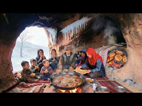 Surviving Life in a Cold Cave — Real Daily Life and Cooking in Nature (Movie)