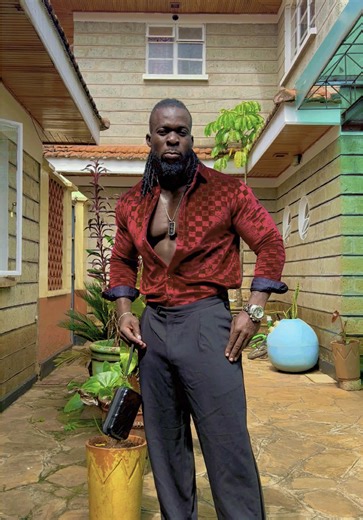 A New Type of Fitness Model: Strength and Character