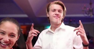 Bride wants couple who crashed her wedding to come forward; here's what happens when they do ...