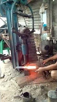 Cutting iron leaf spring on Power Hammer Machine #shorts