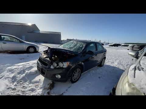 104584 2015 Chevrolet Sonic LT Auto Sedan