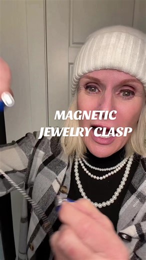 Revolutionary Magnetic Jewelry Clasp for Effortless Style