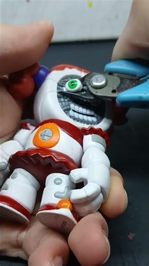 FNaF Upgrading My Circus Baby Funko Snap Part 1