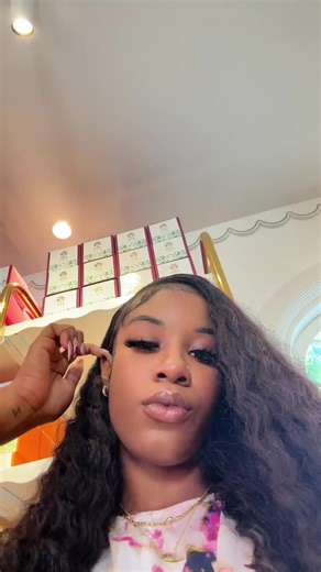 new hur who dis ? 🤭