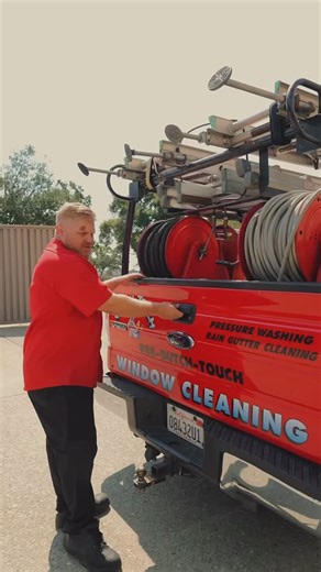 Your building deserves more than a guy with a squeegee… When you’re responsible for a building, who you hire matters. We specialize in commercial window & solar cleaning using: ▪ Aerial lifts & certified harness systems ▪ Tucker Water-fed poles ▪ Ultra-pure water technology ▪ Solar panel cleaning robot ▪️Pressure Washing Drone ▪️Licensed & Insured Safety. Consistency. Professional results every visit. Trusted by commercial properties that don’t gamble on vendors. 📩 DM us or click Get Quote in o