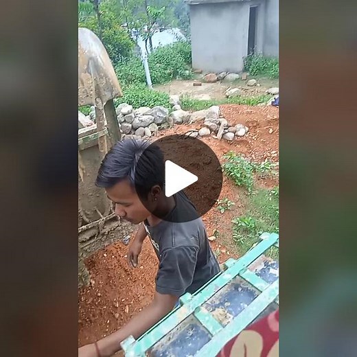 Expert Rock Loading Techniques in Outdoor Manual Labor