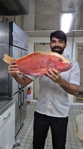 | CUTTING 6 KG BIG RED SNAPPER FISH🐟🐠|#shorts #ytshorts #merchantnavy #food
