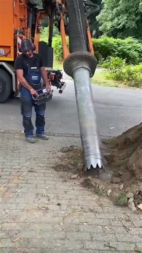 Modern remote controlled soil suction tool for clean excavation