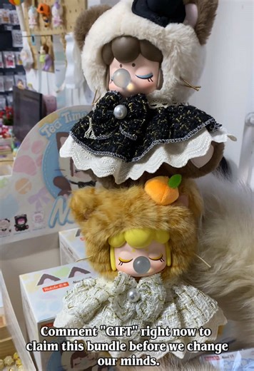 ⚠️ FLASH SALE: BUY 1 GET 1 FREE! 🎁 We are giving away the Official Nanci Outfits! Buy the 20cm Vinyl Plush Figure ➡️ Get a Matching Outfit Pack FREE. ✨ Value on Value: You get the mixed-material Big Figure A Styling Set ($15 Value) for $0. Choose from White, Black, or Blue! This deal is only valid for this launch batch. 🔥 Comment