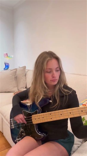 Dazed and Confused - Led Zeppelin (Bass Cover)