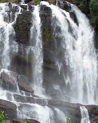 Breathtaking Waterfall in Sri Lanka You Must Visit! | Sri Lanka 4K | Jungle Escape & Natural Beauty