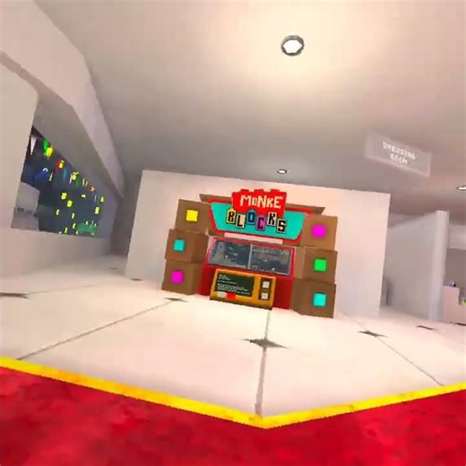 Gorilla walked applap