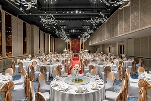 Magnifique Wedding - Sofitel Saigon Plaza – Luxury 5-star hotel