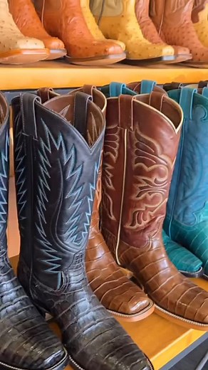 E X O T I C is in if anyone hasn’t told you yet😎 It’s not just a boot, it’s RC Boots! #rcboots #custom #handmade #rc #exoticboots #handmadeboots #ostrichboots #caymenboots #cowboycool | RC Custom Boot