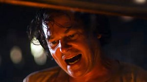 Crawlspace: Henry Thomas di E.T. è un idraulico in trappola nel trailer del thriller Paramount