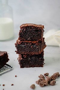 Easy Mochi Brownies (Gluten Free)