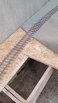 continuous-run track inside a detailed garden railway (here's why) #diy #modelbuilding