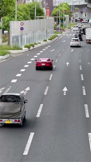 ❤️真っ赤なコルベットが格好いい❤️ #corvette #コルベット #アメ車 #走行動画 #shorts #shortvideo #short