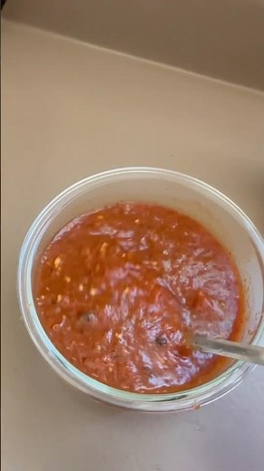 The best red salsa for your tacos and snacks - easy recipe! 😋