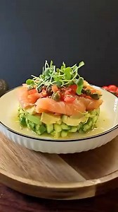 This Cucumber, Avocado & Smoked Salmon Salad is the ultimate no-cook holiday appetizer. Recipe is in the first comment ⬇️ | katerynascafe