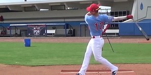 1st-rounder Hendrick signs with Reds