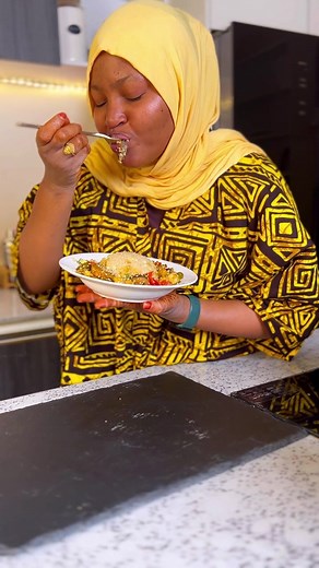 Succulent Catfish Recipe with Arewa Foodie | Spicy Paprika Sauce