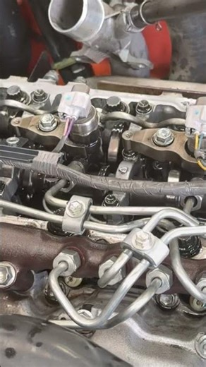 1kd engine slow motion #automobile #automotive #mechanic #forklift #mechaniclife