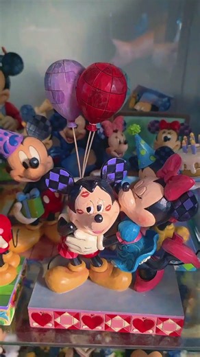💘🐭 NEW 2025 VALENTINE’S DAY Hugs & Kisses Mickey & Minnie #MickeyMouse #DisneyHaul #JimShore