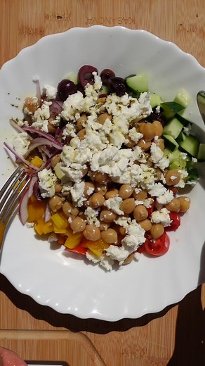 112K views · 2.4K reactions | The ultimate Greek Wrap! It’s one of those wraps that makes you want more with every bite  I also have the vegan Tzatziki recipe on my website too if you want to make it yourself. It’s so easy Full recipe is on my website lovelies, click the link below. GREEK WRAP: https://cookingwithayeh.com/greek-wrap/ ------------ #greekwrap #healthyrecipe #easyrecipe #vegan #vegetarian | Cooking With Ayeh | Facebook