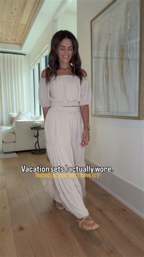 Watch Amazon Vacation Sets on Amazon Live