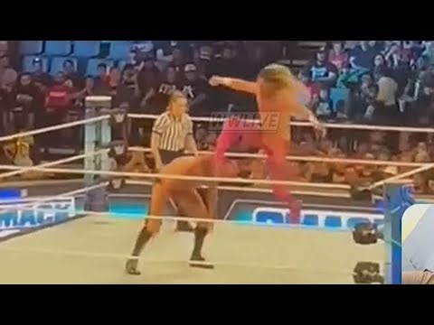 Seth Rollins pin Gunther in Green Bay - WWE RAW & SMACKDOWN