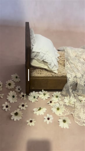 From setup to memory ✨ Newborn photography is not a photo. It’s a feeling. . . . . #pasgeborenfotografie #newbornphotographybelgium #futuremaman #zwangerinbelgie #grossessebelgiqum | Berin Gokmen Photography