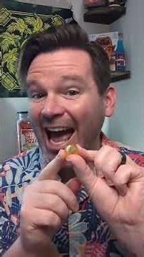 Magical Peelable Gummy Cubes Taste Test | Candy Review