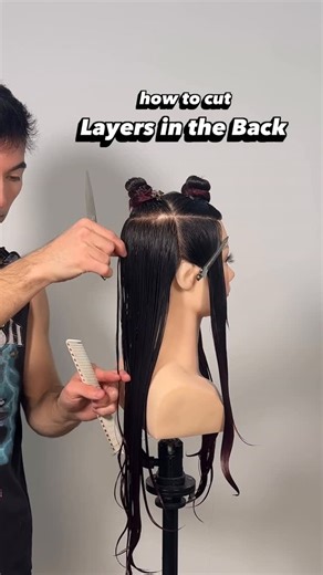 Gilad | Hair Video Education on Instagram: "Do you struggle cutting the back of the head? 🤔 Here are a few tips for cutting extreme layers in the back of the head. This is great for shags and wolfcuts! If you want to watch more full length videos like this, check out my YouTube channel- link in bio! #haircutting #haircuteducation #haircuttutorial #hairtutorials #nychairstylist #haircut #hairtutorial"