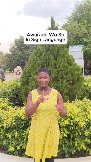 Singing Melody in Sign Language by Esther Smith