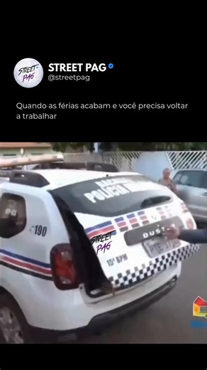 STREET PAG on Instagram: "Os CDs chegaram no Brasil em 1985 e mudaram para sempre a forma de ouvir música. Até então, a fita K7 era a queridinha das gerações! O primeiro celular surgiu em 1983, mas só quem tinha muito dinheiro poderia pagar pela enorme “tijolada”! O Game Boy foi lançado em 1989 pela Nintendo e se tornou um dos brinquedos mais desejados, revolucionando o mundo dos videogames portáteis. 🎮 Mortal Kombat foi lançado em 1992, criando um verdadeiro fenômeno de debates (e controvérsia