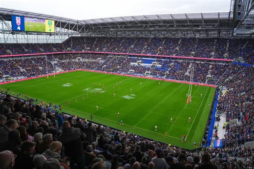 Magic Weekend breaks record as fans snap up tickets for Leeds Rhinos v Bradford Bulls & others