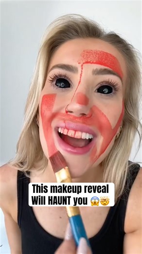 SCARY monster mouth makeup reveal…😱🤯 #artist #makeup #mua #art #halloween #makeupartist #scary#sfx