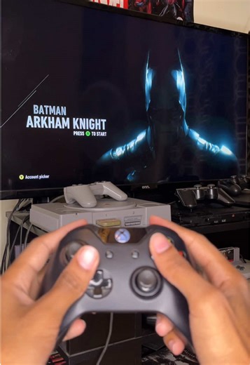 ⚫️ Batman Arkham Knight 🦇 | Xbox One (2015) My favorite Batman game from the Arkham series. Loved the Batmobile and fighting in this game 👊🏾 #batmanarkhamknight #xboxgames #xboxone #batmanarkham