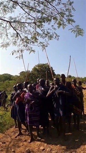 Donga Stickfight Suri Tribe #ethiopia #omovalley #omovalleytribes #surma #tradition #donga