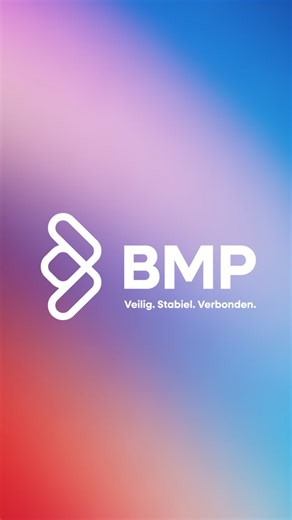 Ook ons pand kon natuurlijk niet ontbreken in onze nieuwe look! ✨ Nu straalt het logo ook op onze gevel. #newlogo#rebranding | BMP Datapartners