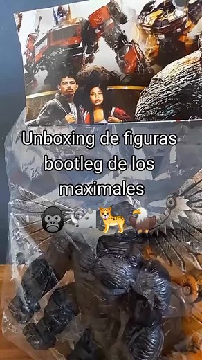 Unboxing de figuras bootleg de los Maximales