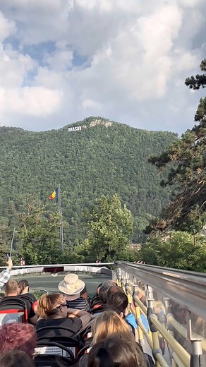 19K views · 1K reactions | Brașovul văzut din autobuzul supraetajat! ❤️ Visit Brasov Romania  #brasov #romania #bus #lovebus #travel #explore #hello #follow #placetobe #transylvania | Visit Brasov Romania | Facebook