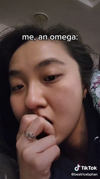 Exploring Alpha Knots in Fanfiction