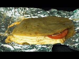 Nopales wrapped in parchment paper, stuffed with cheese 🇲🇽 Recipe for how to make roasted stuffed...