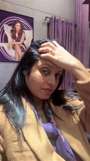 Spriha Singh on Instagram: "last reel of this year#2025....bye bye 2025👋👋🍾🍾"